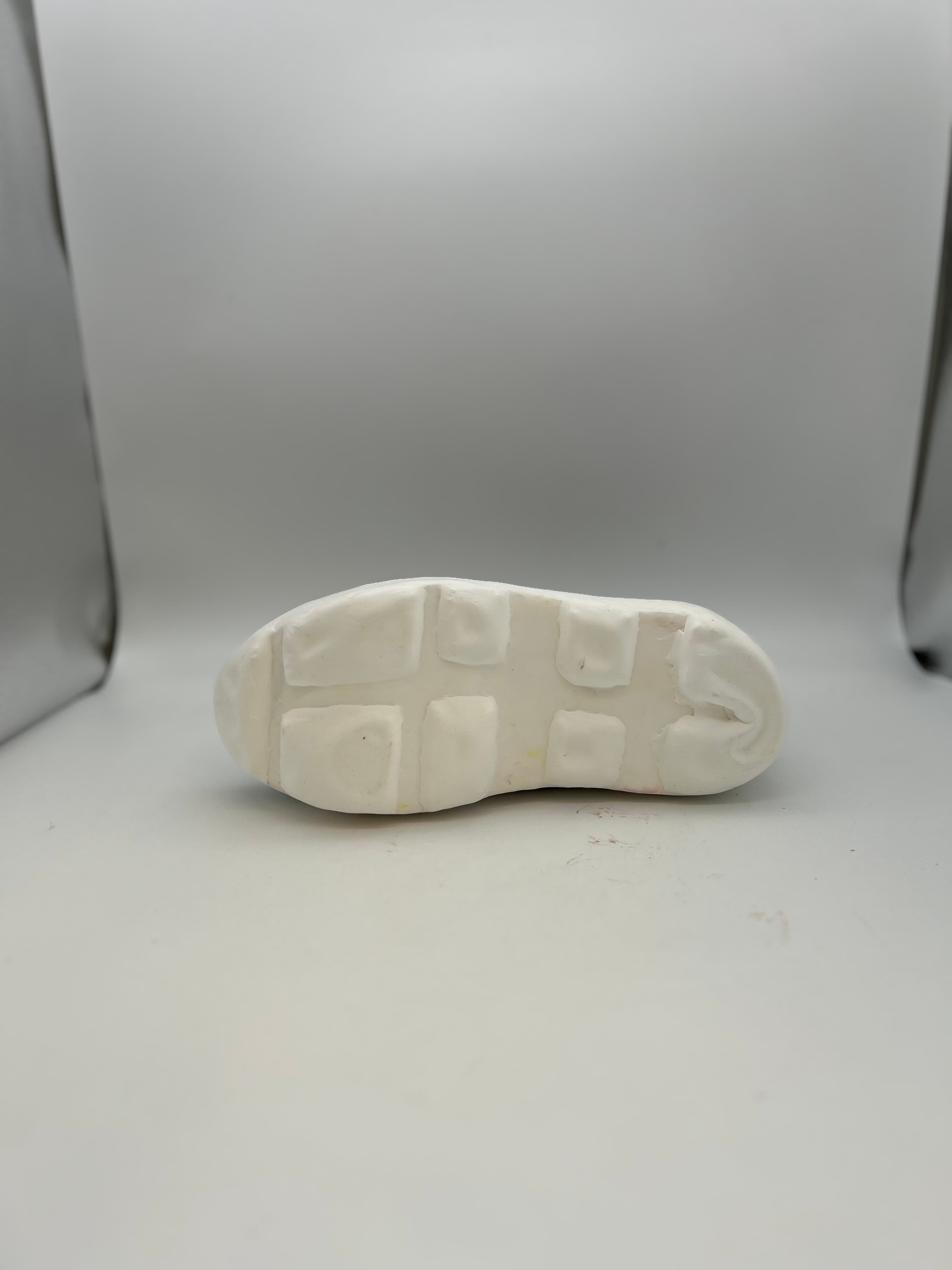Final shoe — alternate angle